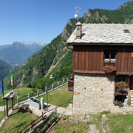 Hotel Le Petit Coeur Fontainemore Exteriér fotografie